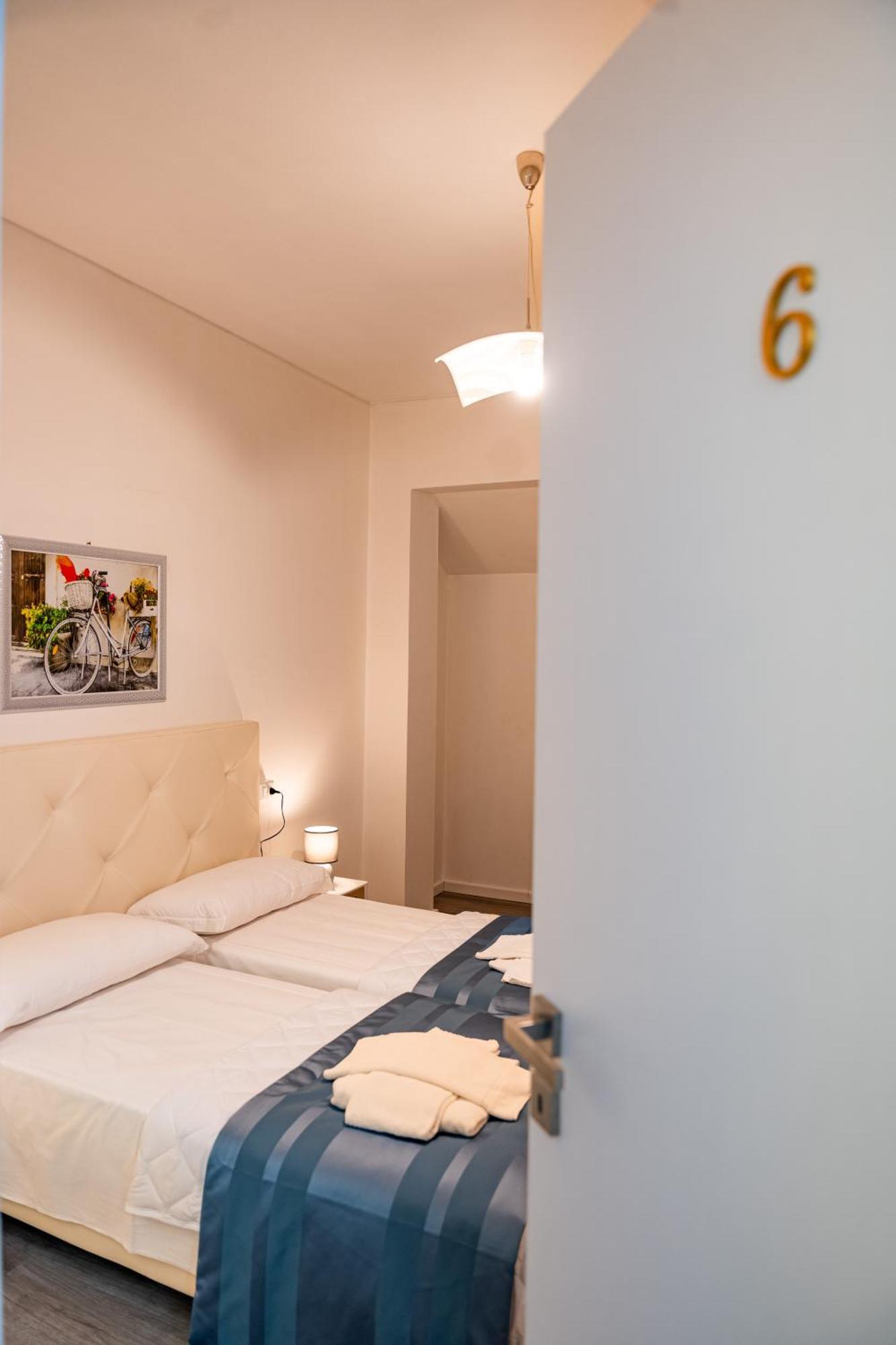 Florence Rooms Novella Luaran gambar